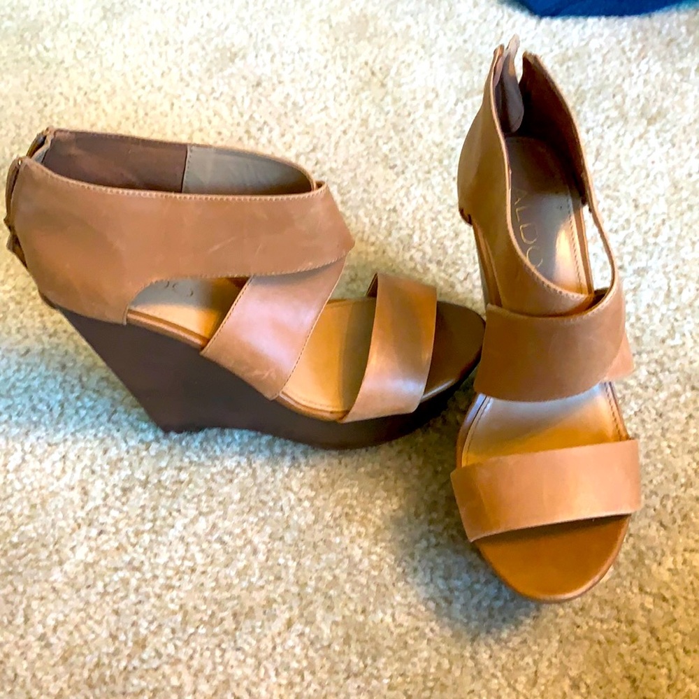Aldo wedges